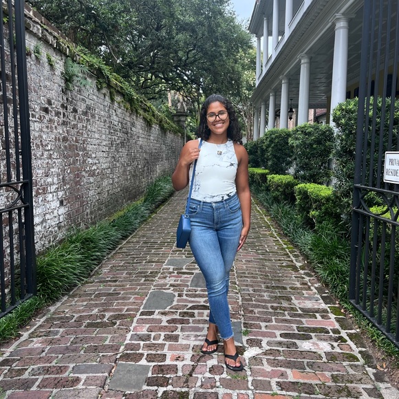 Meet your Posher, Kaira - Picture 3 of 3